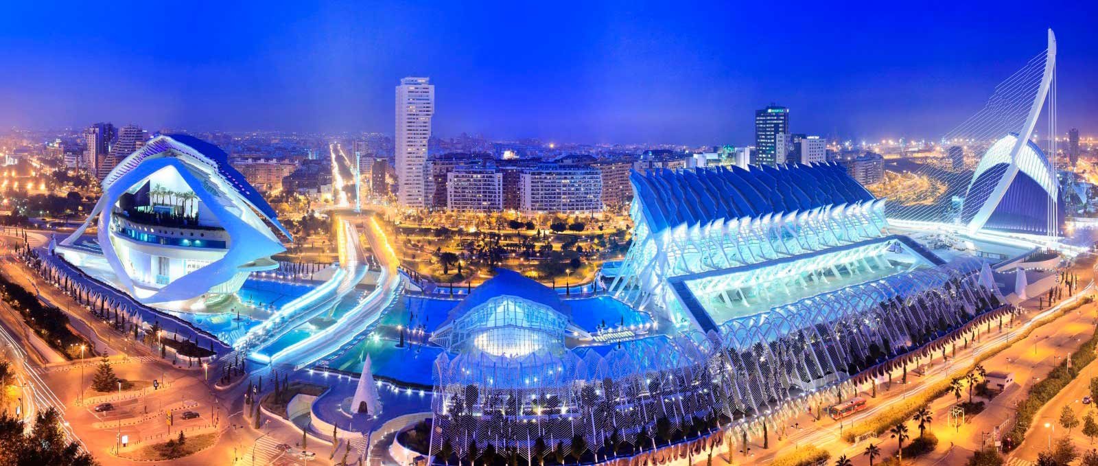 Ciudad-de-Las-Artes-y-Las-Ciencias
